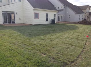 531 Strathmore Ln, Chesapeake, VA 23322