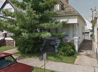 2707 Norwalk St, Hamtramck, MI 48212