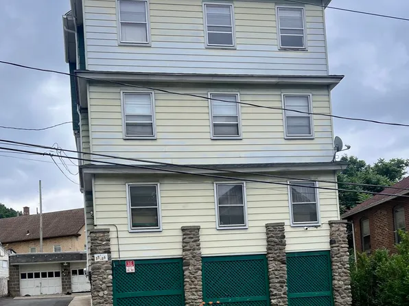 52 Howard Street, Waterbury, CT 06705