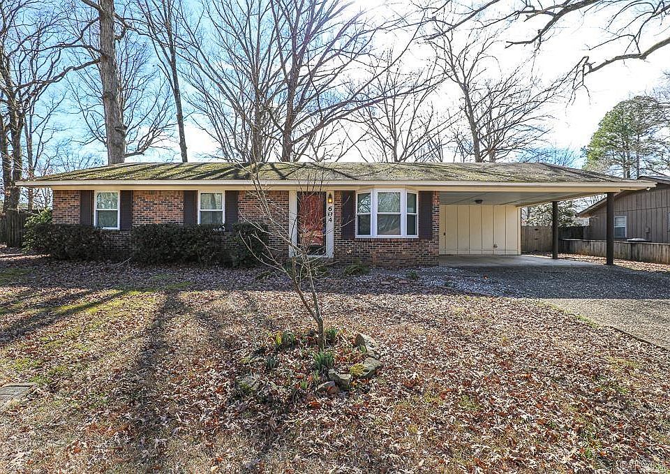 1st image of 604 Bristol Dr