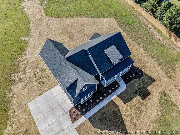 4th image of 925 Dixie Farm Rd