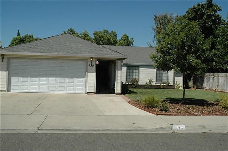 1st image of 435 Villa Woods Dr