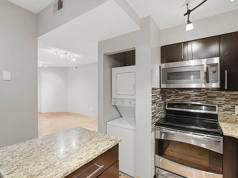 1763 Columbia Rd NW #307 — Photo 10