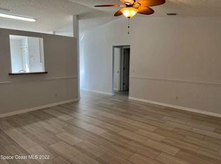 1409 Lucky St NW, Palm Bay, FL 32907