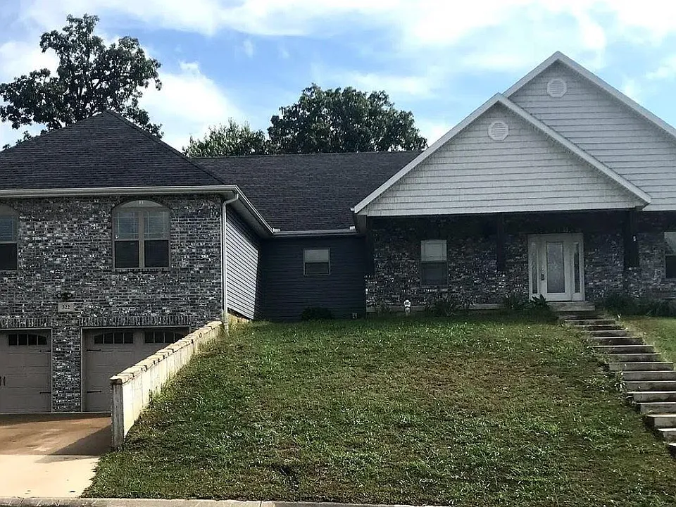 322 Tee Ln