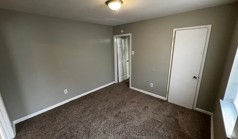 832 Whitford Pl — Photo 5
