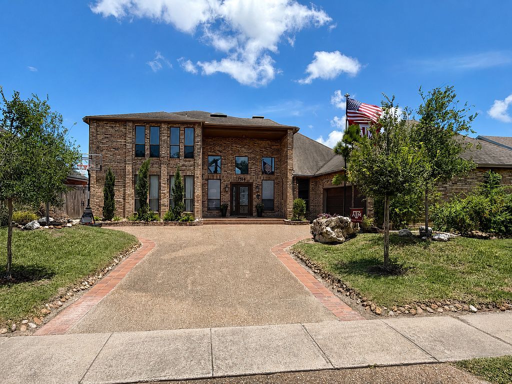 7614 Dijon Lake Dr - Property Image