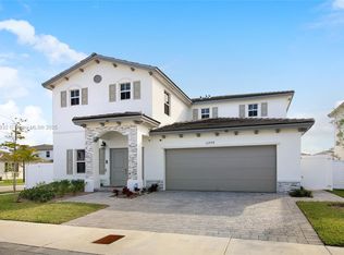 12728 SW 211th St, Miami, FL 33177