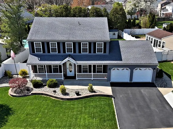 6073 Mark Cir, Bensalem, PA 19020