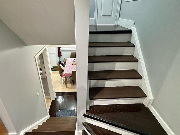 3rd image of 1601 Albion Rd #274