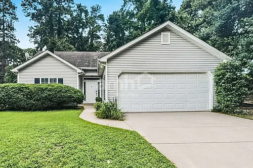 2535 Lakeview Trl Photo 1