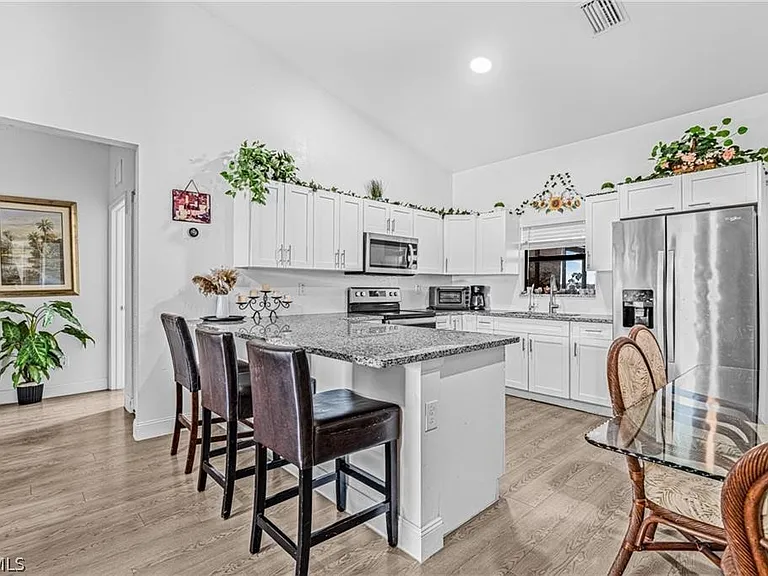 9012 S Indio Ct — Photo 17