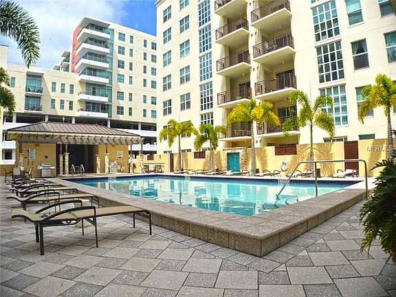3rd image of 1238 E Kennedy Blvd Unit 601