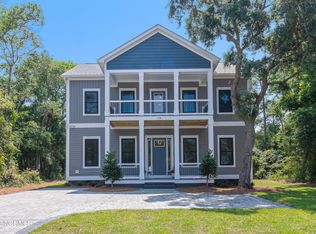 106 NE 31st St, Oak Island, NC 28465