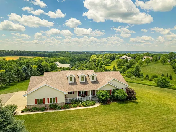 W3960 Vista Lane, Belleville, WI 53508