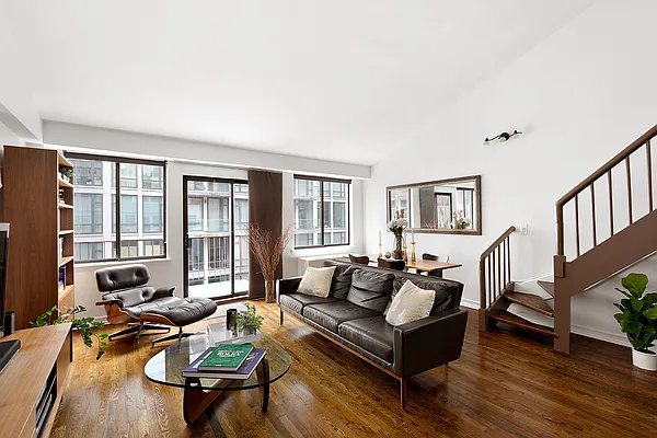 Rented by Compass | media 9