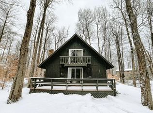 113 Alpine Ct, Pocono Pines, PA 18350