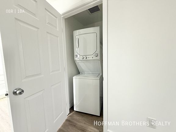 4th image of 6712 Willoughby Ave #1/2