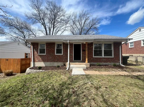 7325 Field Ave, Saint Louis, MO 63116