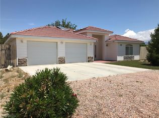 3655 Mount Charleston Dr, Pahrump, NV 89048