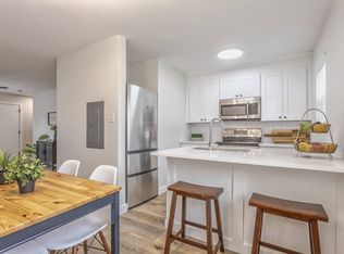 The District Apartments, Dallas, TX 75208