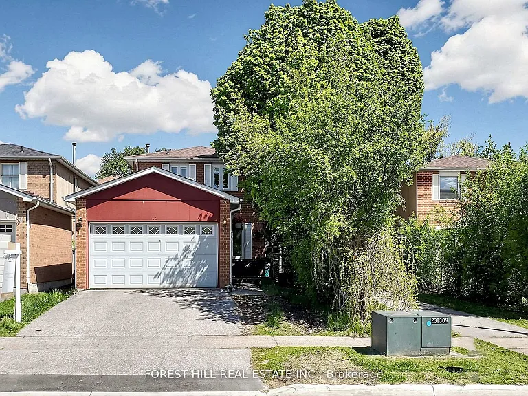 44 Lund St N #MAIN SECOND — Photo 1