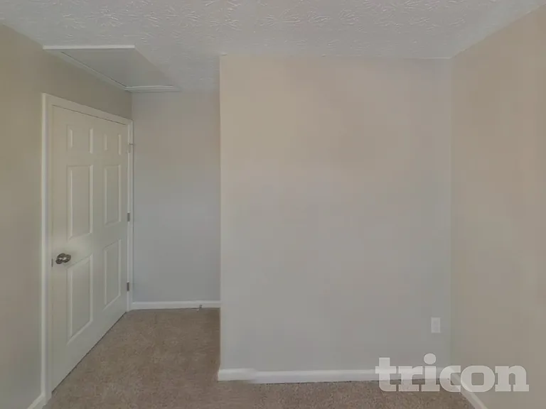 9845 Bayline Cir — Photo 14