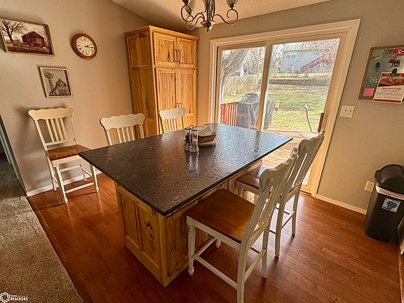 4th image of 604 Granada Rd