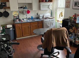 322 N 32nd St #1, Philadelphia, PA 19104