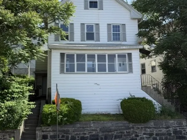 69 E Central St #2, Worcester, MA 01605
