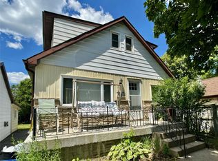 720 W 5th St, Hamilton, ON L9C3R4