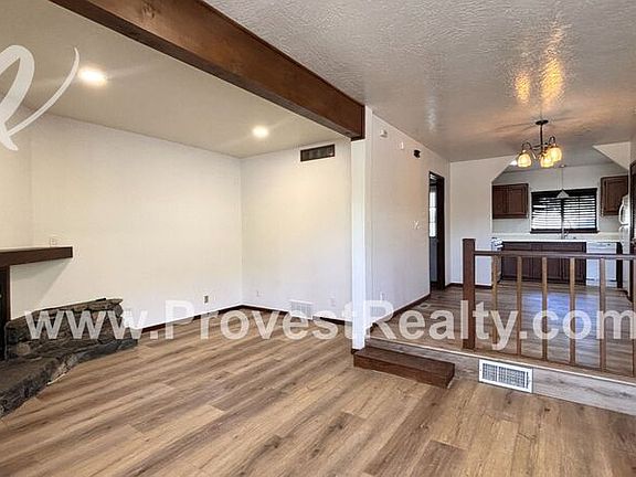 4th image of 6078 Spruce St #C