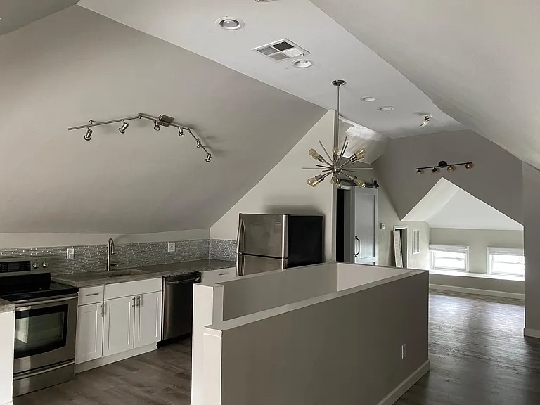 3102 N Capitol Ave #C — Photo 1