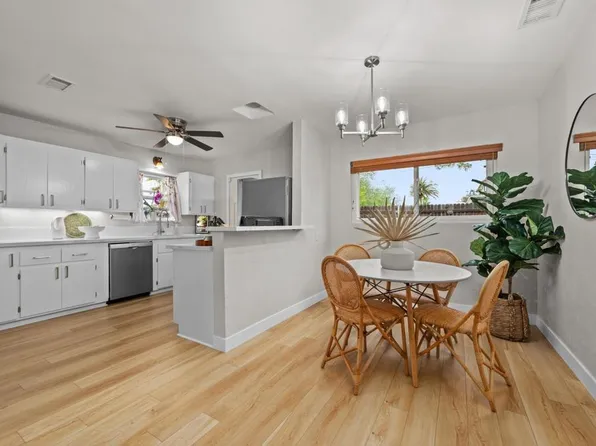 122 Ocean View Ct, Vista, CA 92084