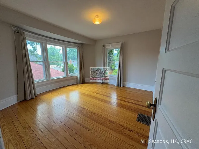 1912 N Nevada Ave — Photo 13