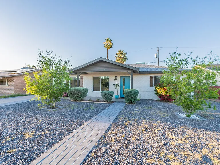 4724 E Polk St — Photo 33