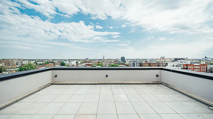 Rented by Nooklyn NYC LLC | media 60