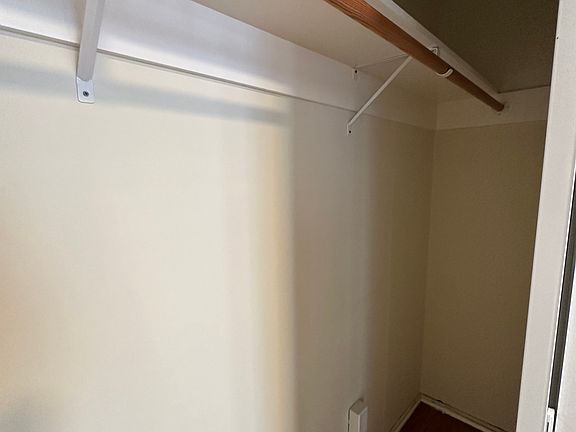2nd image of 1105 Bush St APT 307