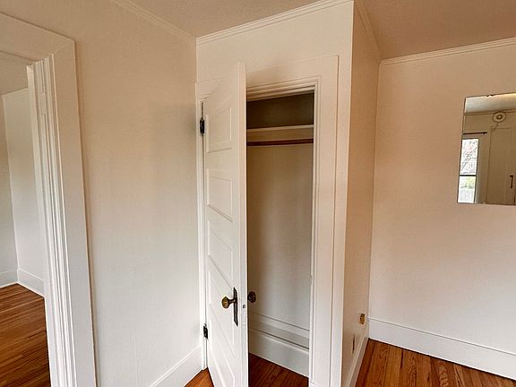 5th image of 1510 W Hays St #B