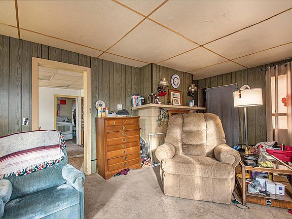 5th image of 26169 Bell Ave