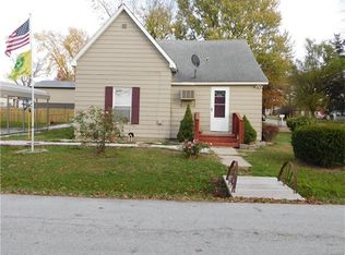 407 S Marybell Ave, Perry, MO 63462