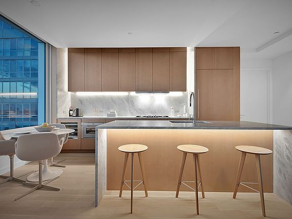 3rd image of 611 W 56th St APT 21B