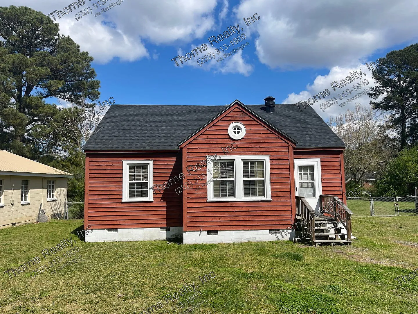 2 bed, 1.0 bath, $1,000 — Photo 1