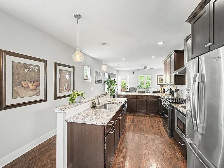 4808A Michigan Ave — Photo 16