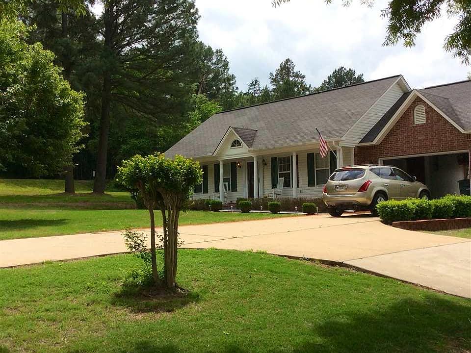 1st image of 929 Skyline Dr