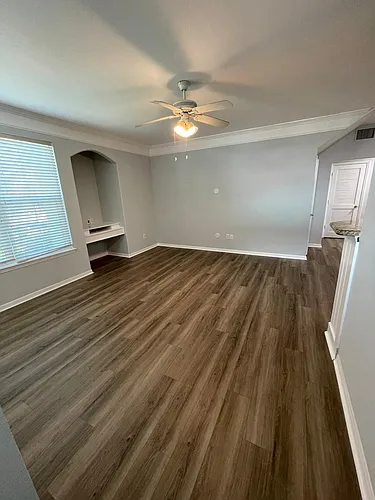 3018 Bonfire Beach Dr #21102 Photo 1