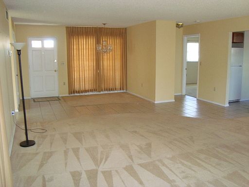 2nd image of 919 Plato Ave