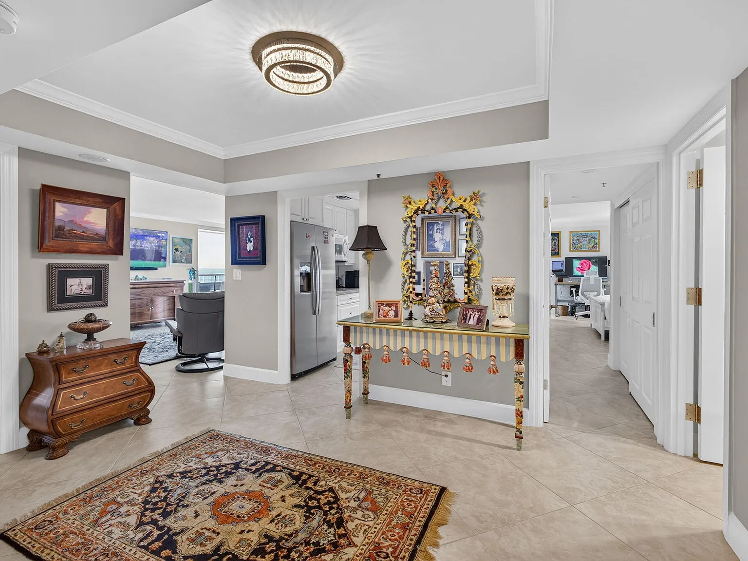 2 bed, 2.0 bath, 1669 sqft, $8,000 — Photo 2