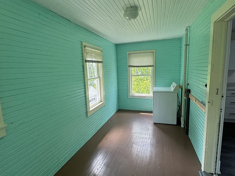 36 Zoa Ave #2 — Photo 12