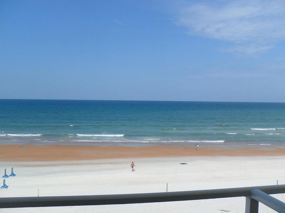 1st image of 453 S Atlantic Ave #4020